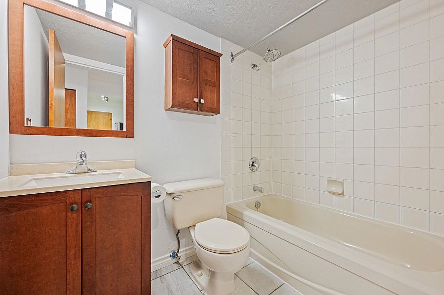 319 555 W 14th Avenue Vancouver, BC - 20