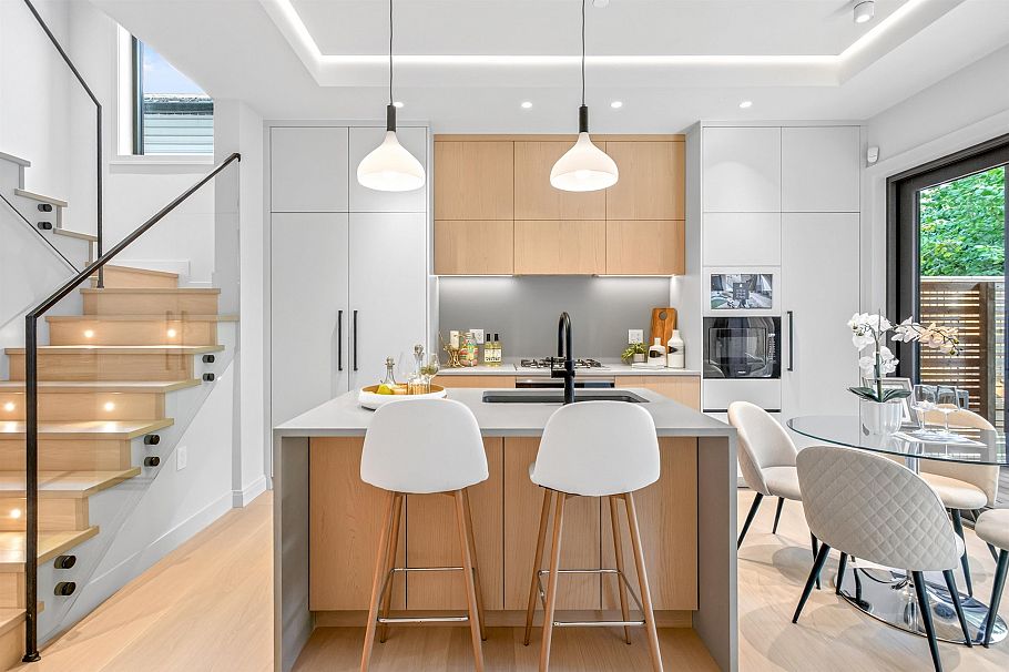 2 3836 W 21st Avenue Vancouver, BC - 10