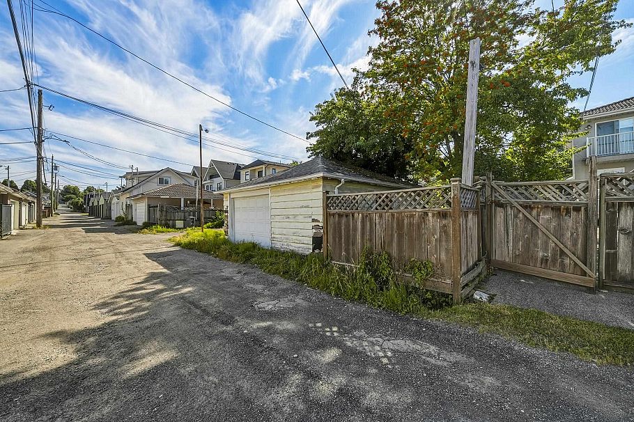 4712 Argyle Street Vancouver, BC - 8