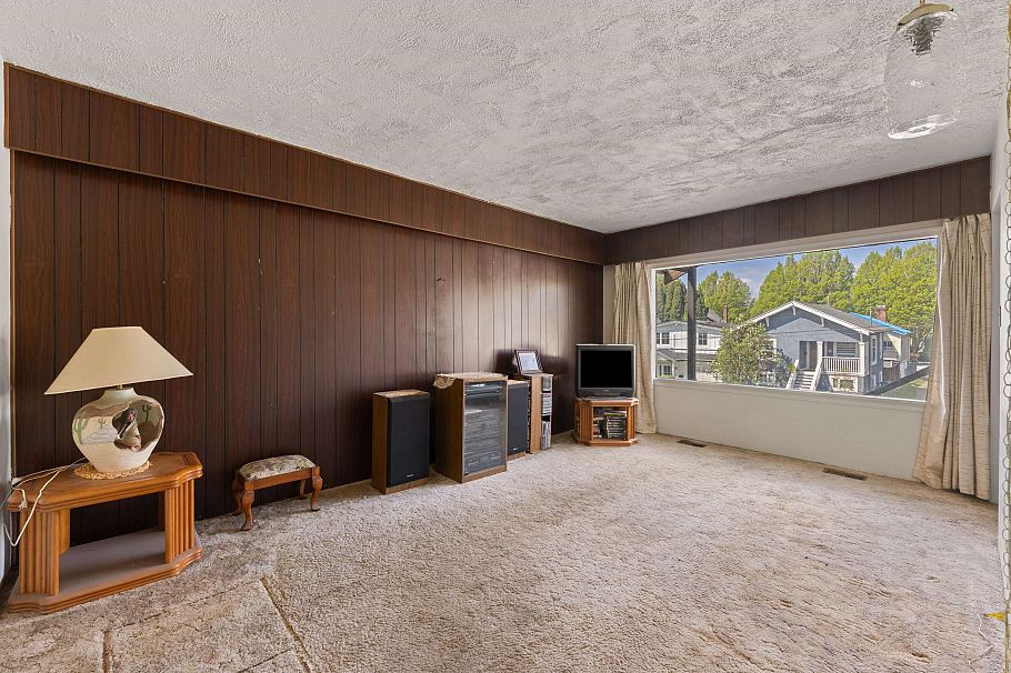1266 E King Edward Avenue Vancouver, BC - 3