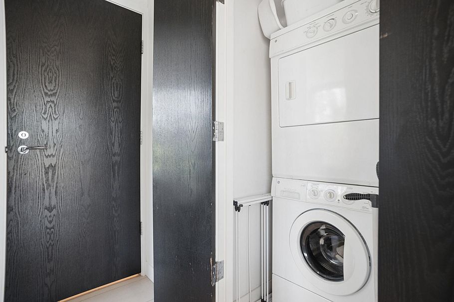 405 1455 Howe Street Vancouver, BC - 23