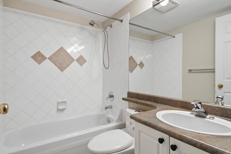 206 1688 E 8th Avenue Vancouver, BC - 19
