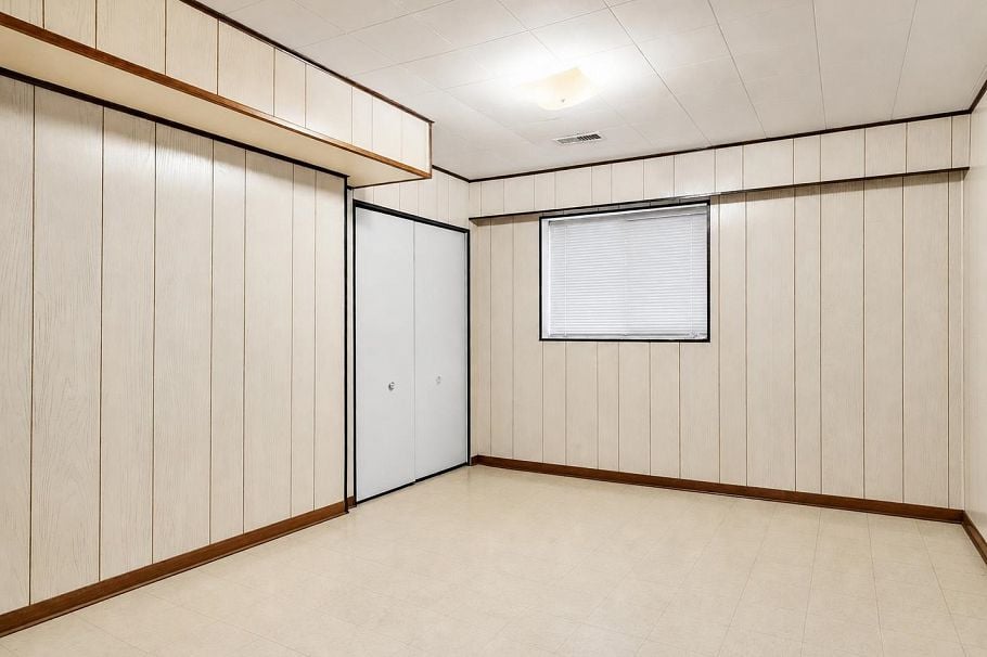 245 W 63rd Avenue Vancouver, BC - 9