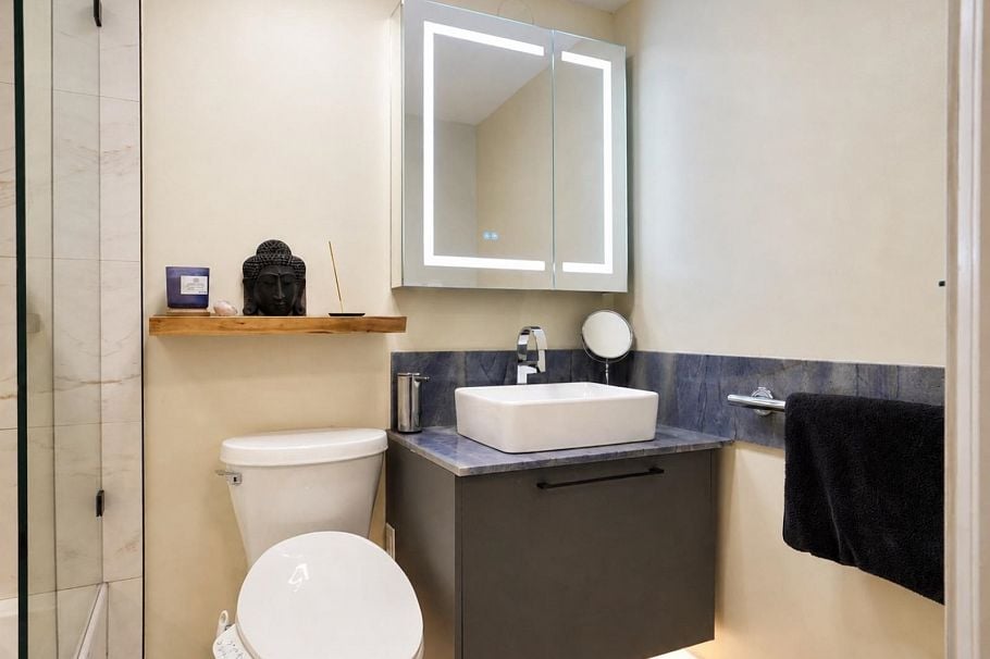 303 441 E 3rd Street North Vancouver, BC - 15