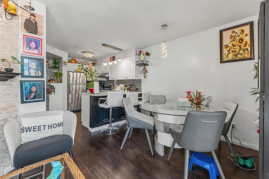 203 5555 Victoria Drive Vancouver, BC - 22