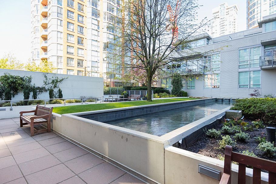 405 1455 Howe Street Vancouver, BC - 28