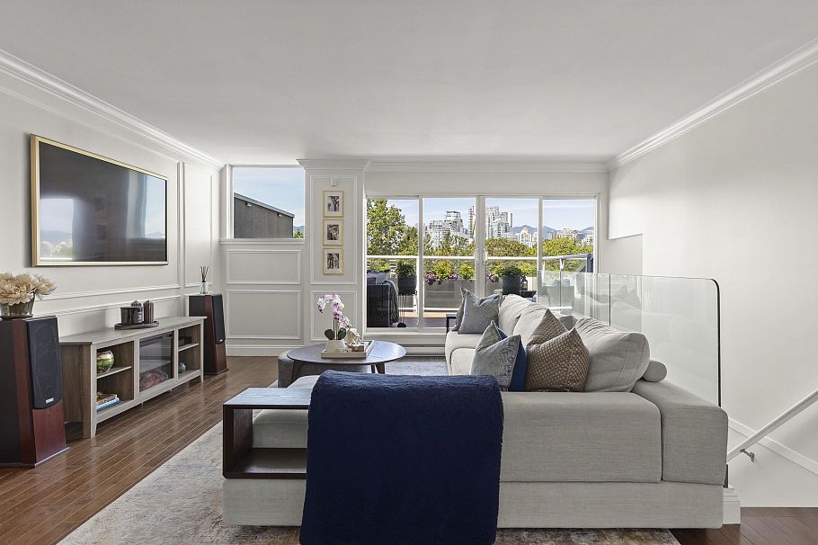 2218 Spruce Street Vancouver, BC - 4