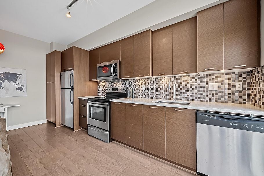 301 4372 Fraser Street Vancouver, BC - 9