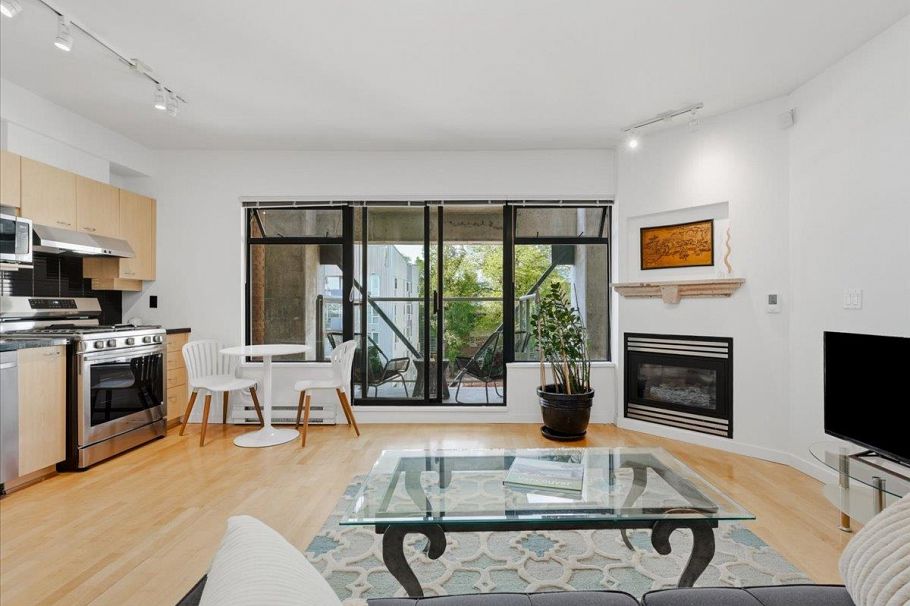 503 2228 Marstrand Avenue Vancouver, BC - 3