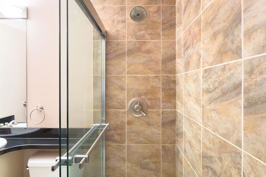 208 W 13th Avenue Vancouver, BC - 12