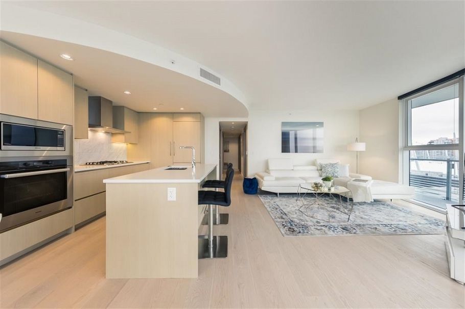 2417 89 Nelson Street Vancouver, BC - 19