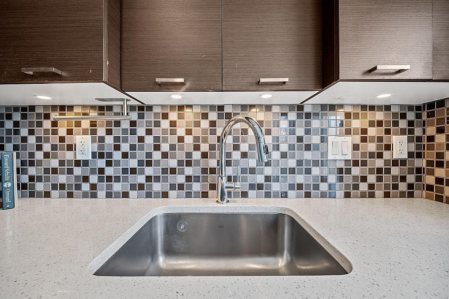 301 4372 Fraser Street Vancouver, BC - 11