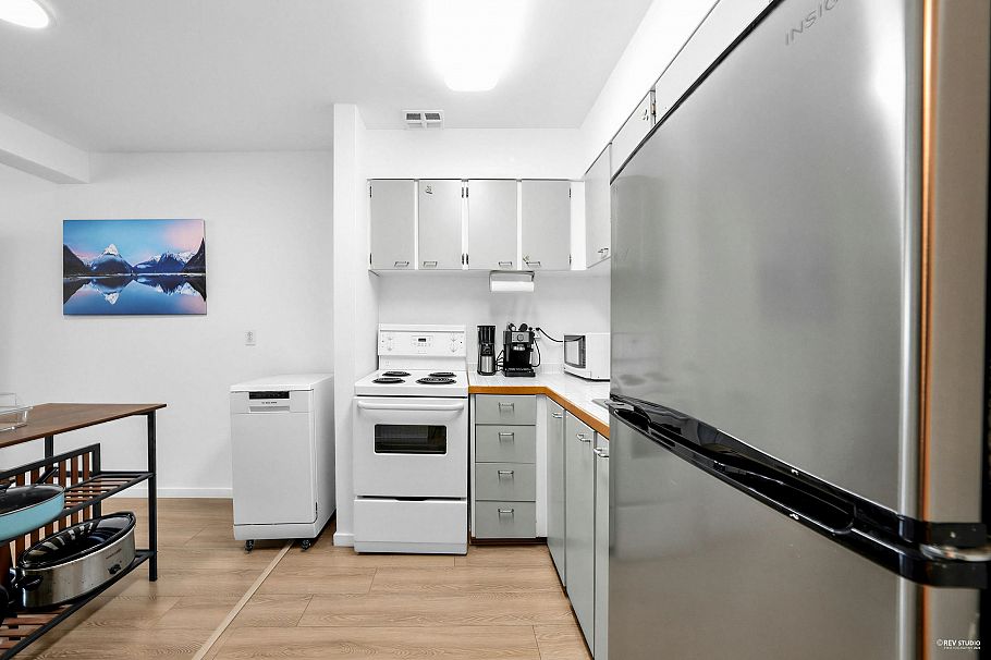 201 8680 Fremlin Street Vancouver, BC - 11