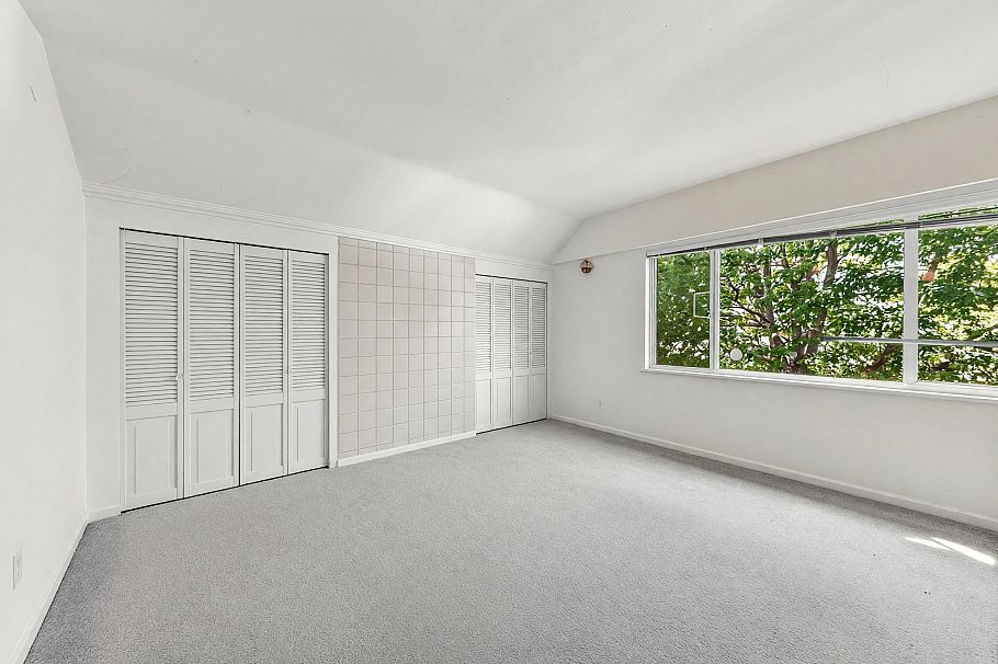 122 W 17th Avenue Vancouver, BC - 14