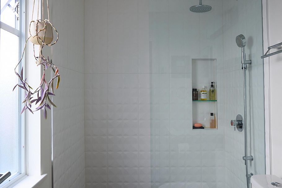 136 W 14th Avenue Vancouver, BC - 15