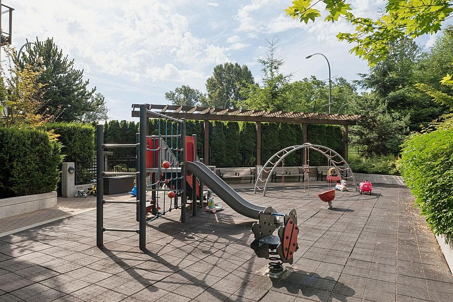 312 733 W 3rd Street North Vancouver, BC - 29