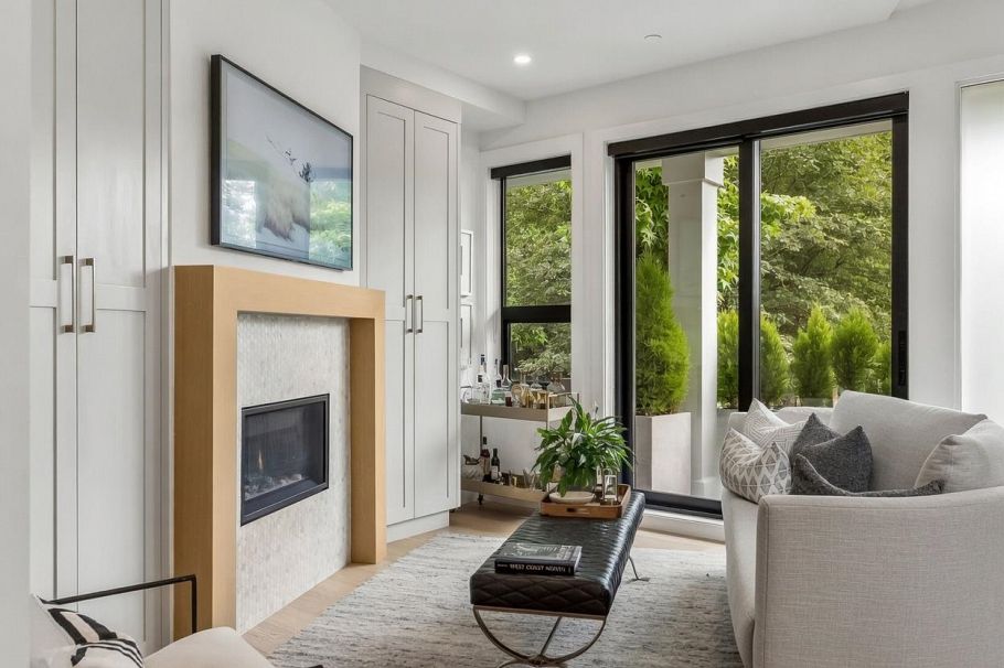 2107 N Grandview Highway Vancouver, BC - 5