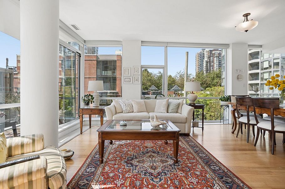 405 1455 Howe Street Vancouver, BC - 3
