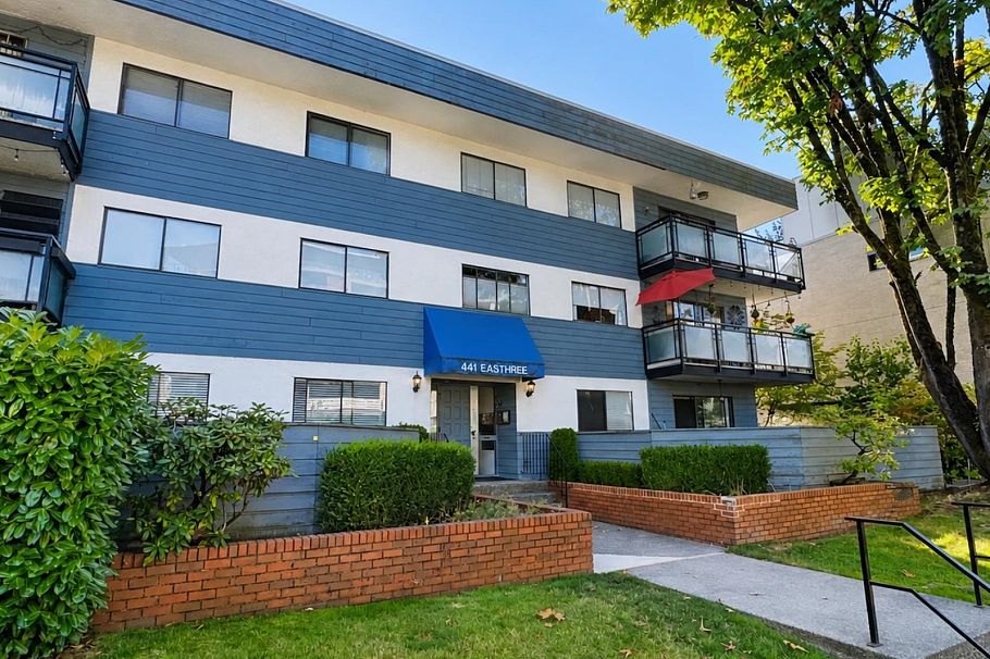 303 441 E 3rd Street North Vancouver, BC - 21