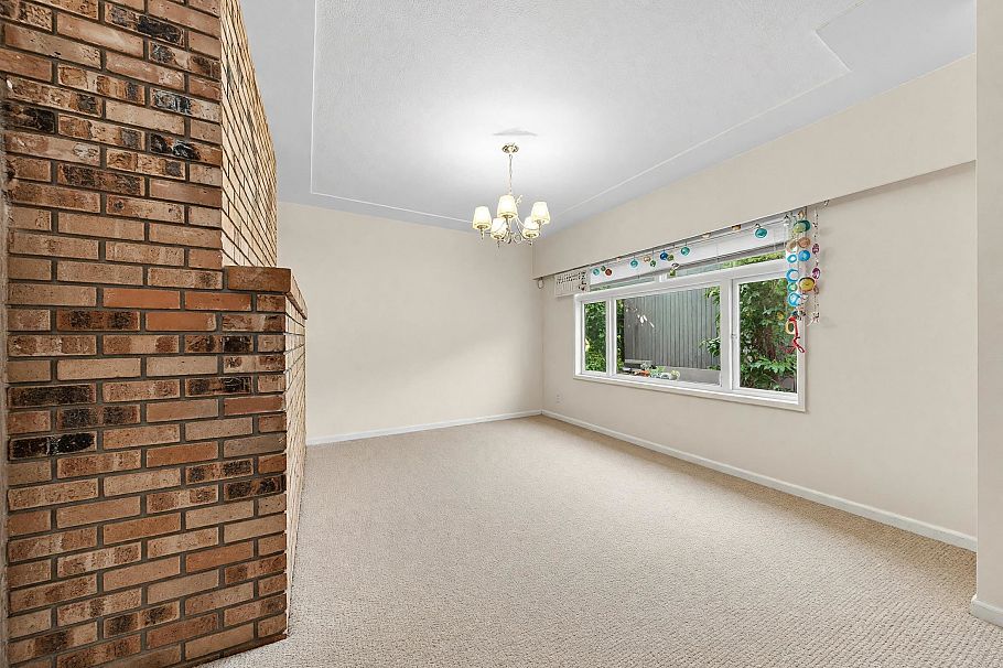 122 W 17th Avenue Vancouver, BC - 6