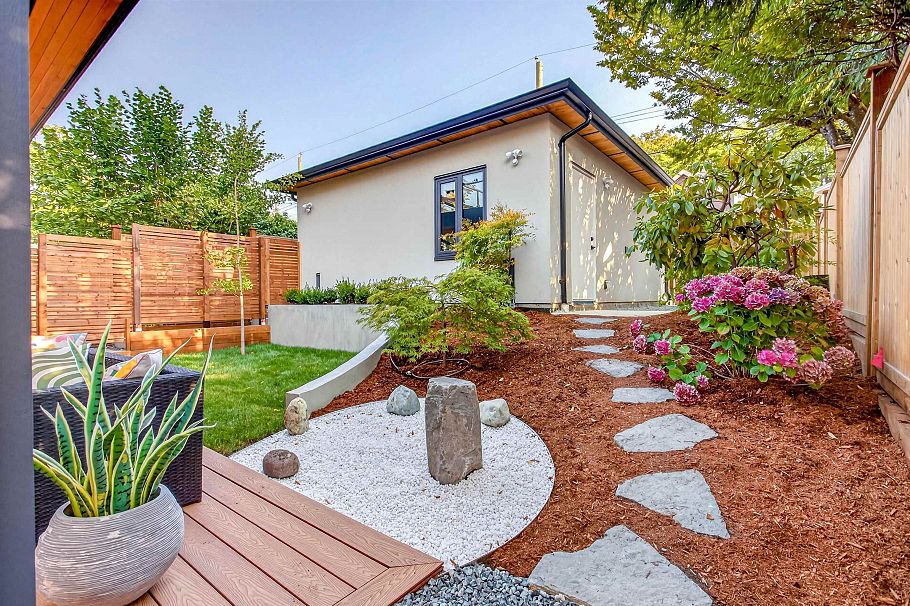 2 3836 W 21st Avenue Vancouver, BC - 31