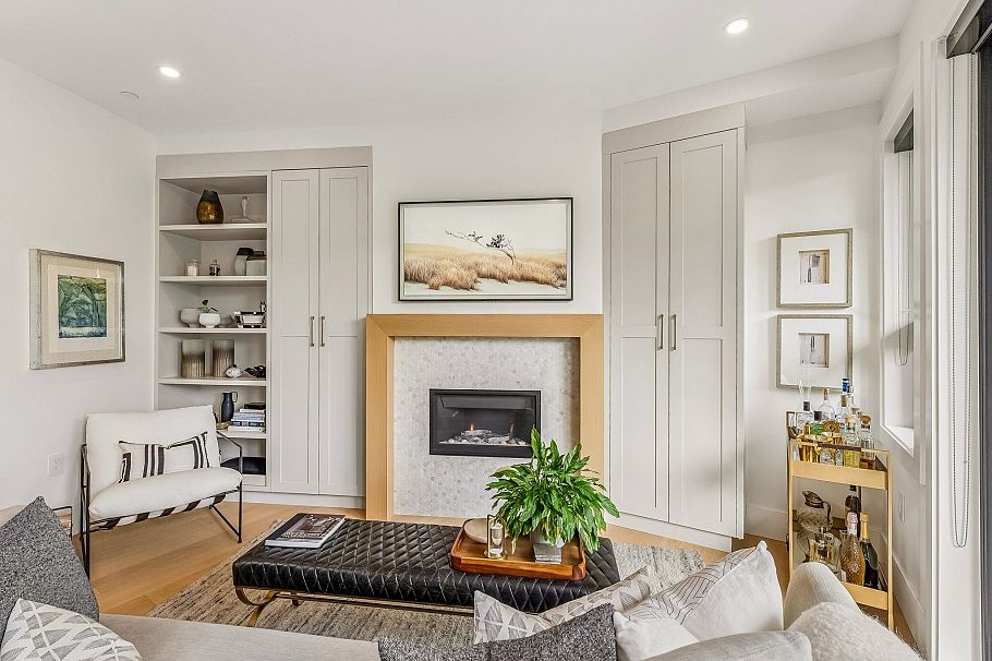 2107 N Grandview Highway Vancouver, BC - 4