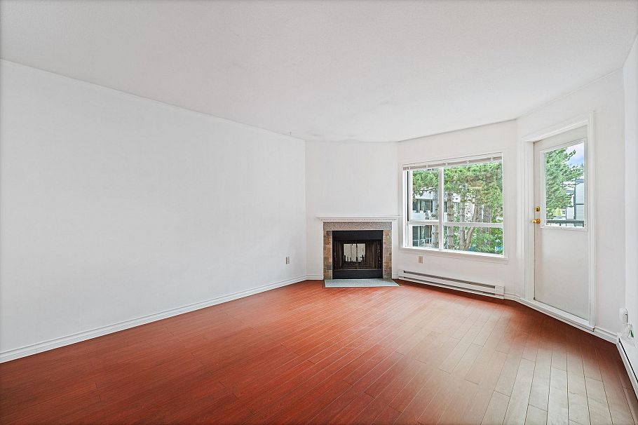 319 555 W 14th Avenue Vancouver, BC - 4