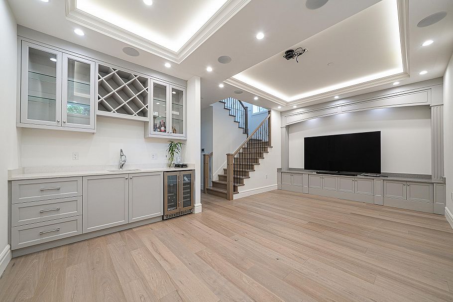 4627 W 15th Avenue Vancouver, BC - 25