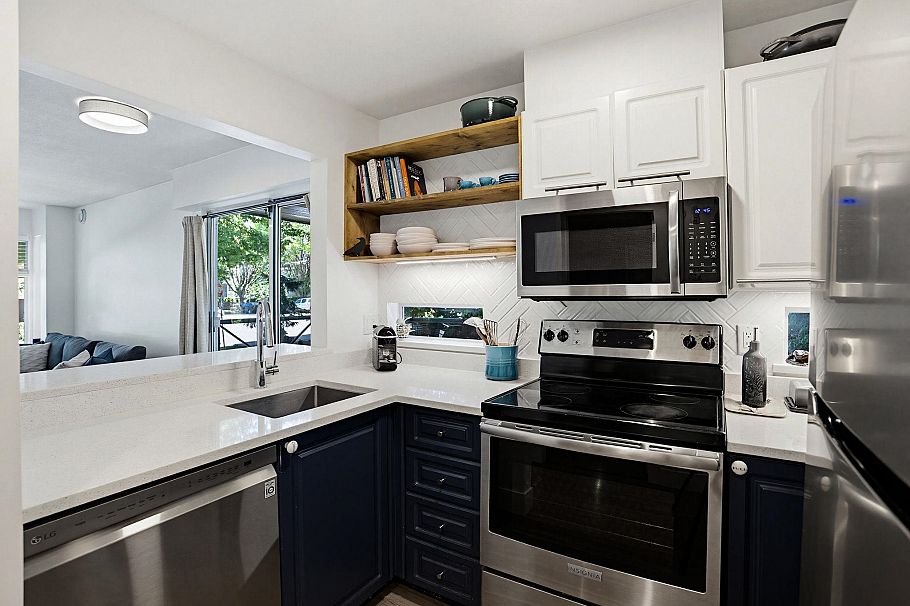 206 2388 Triumph Street Vancouver, BC - 10