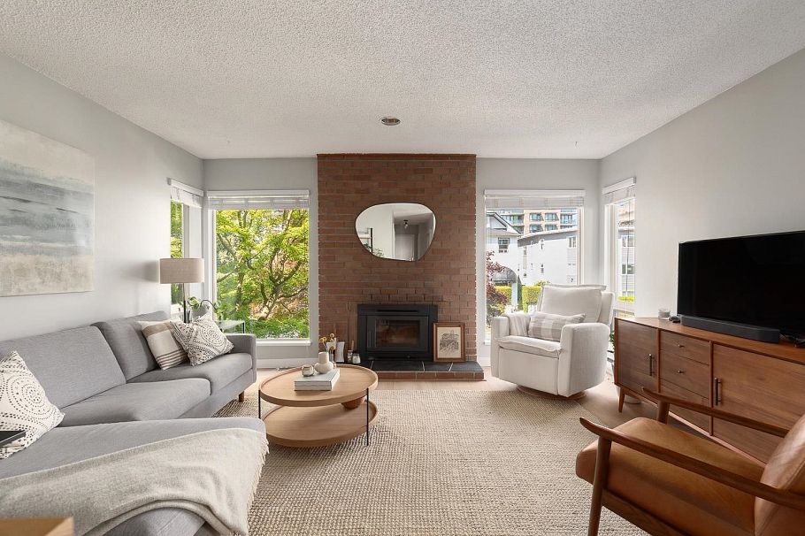 206 1260 W 10th Avenue Vancouver, BC - 2
