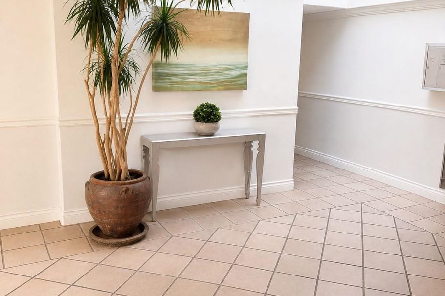 605 1270 Robson Street Vancouver, BC - 10