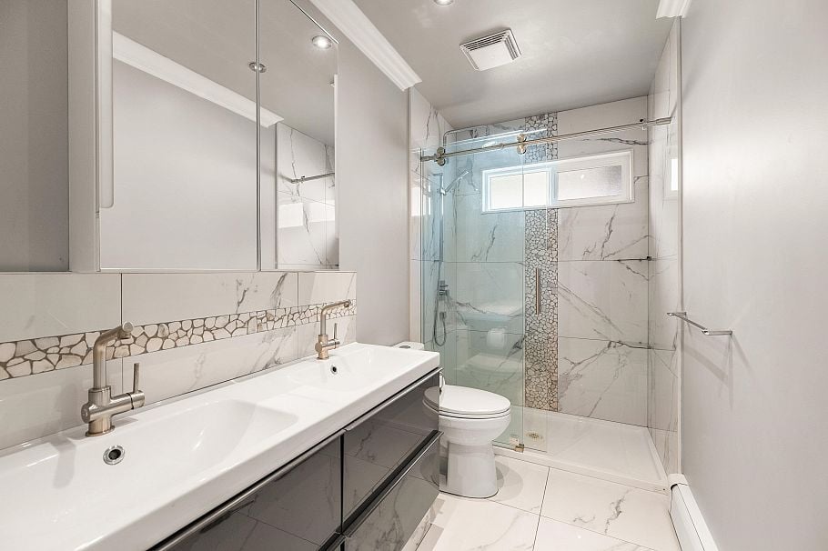 5522 Deerhorn Lane North Vancouver, BC - 26