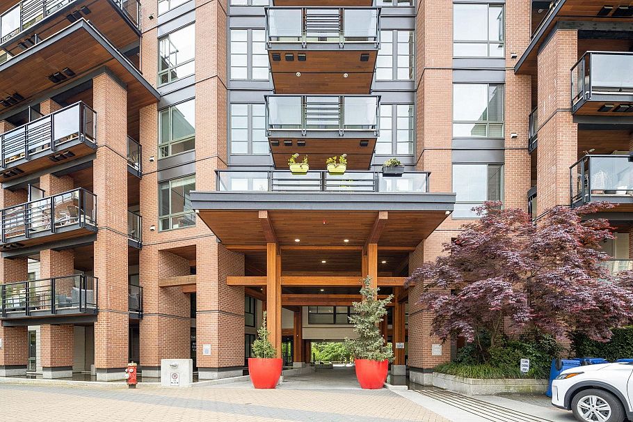 312 733 W 3rd Street North Vancouver, BC - 19