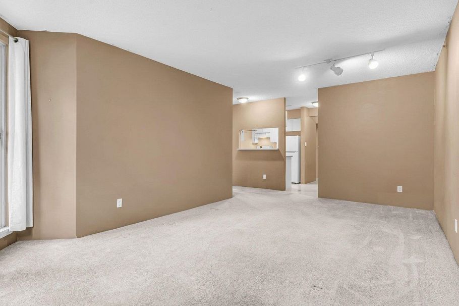 206 3489 Ascot Place Vancouver, BC - 10