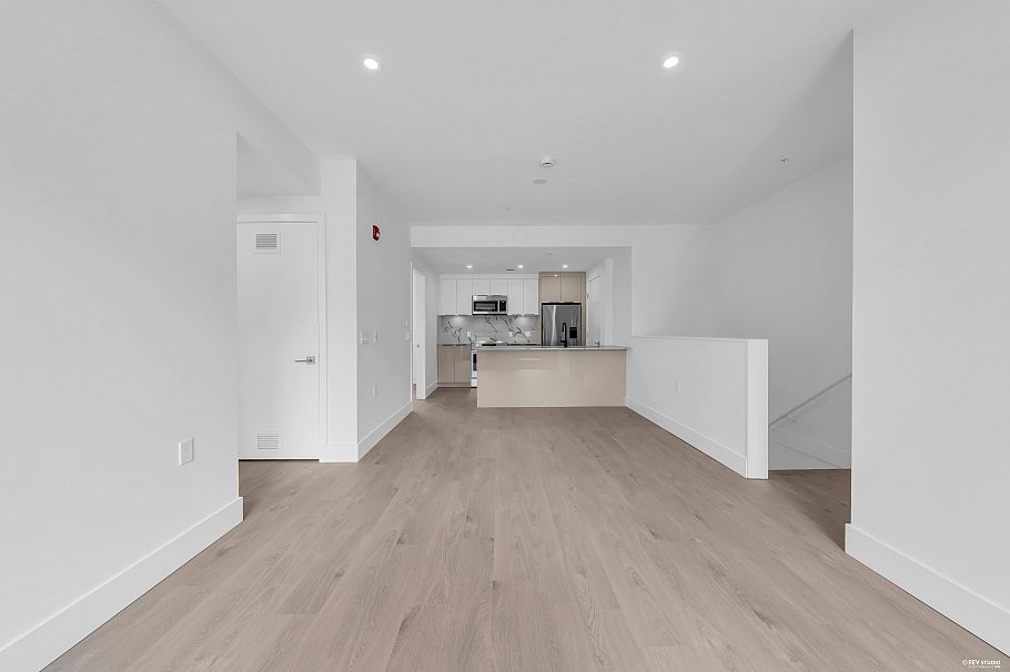 315 2250 E 1st Avenue Vancouver, BC - 13