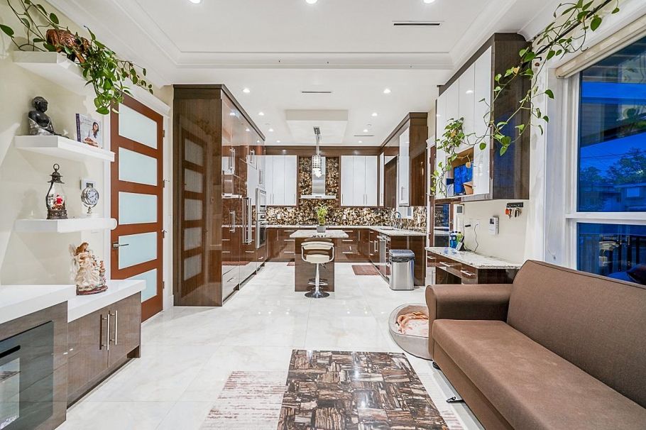 1838 E 49th Avenue Vancouver, BC - 15