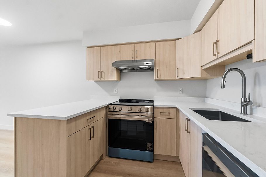 305 2928 Commercial Drive Vancouver, BC - 7