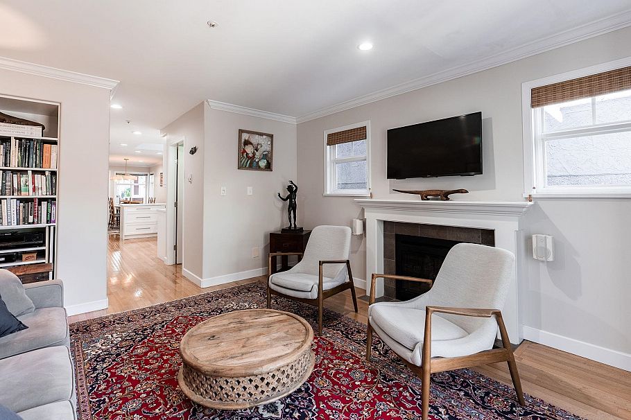 1865 E 7th Avenue Vancouver, BC - 13