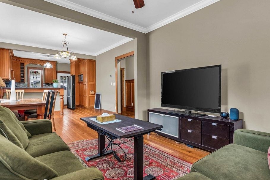 822 E 22nd Avenue Vancouver, BC - 15