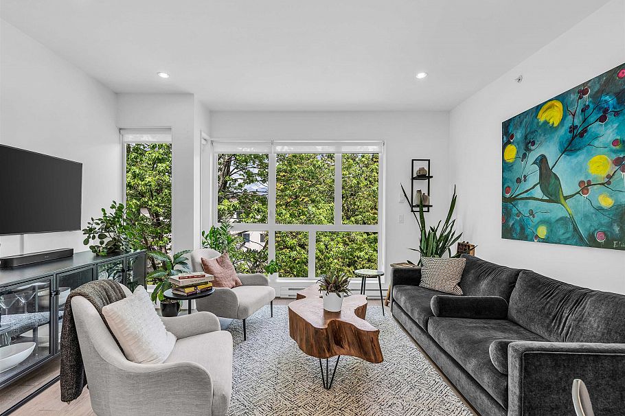 627 Victoria Drive Vancouver, BC - 3