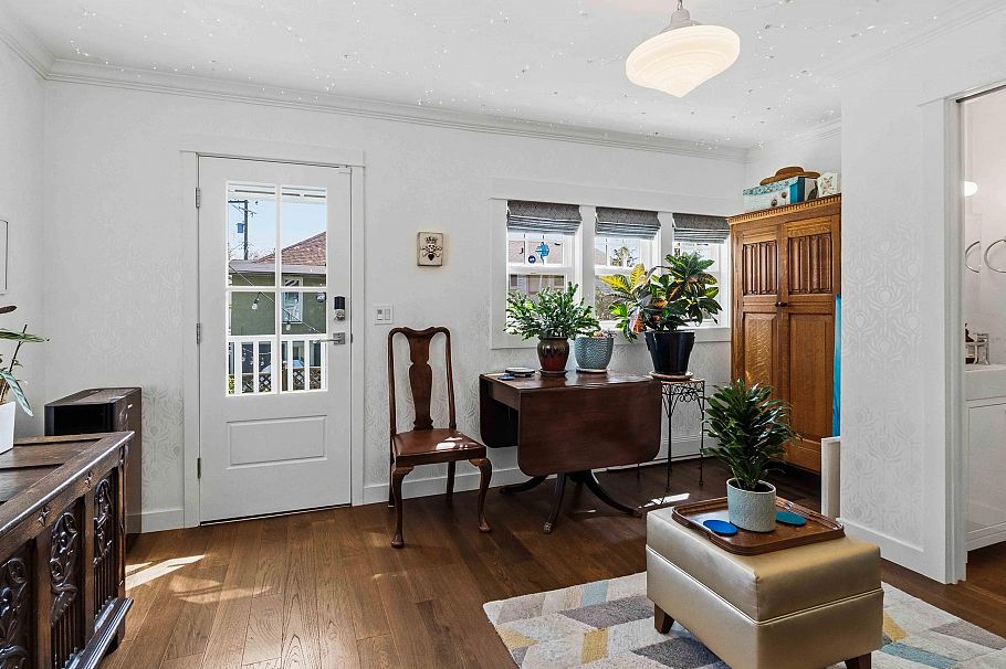 4322 Welwyn Street Vancouver, BC - 18