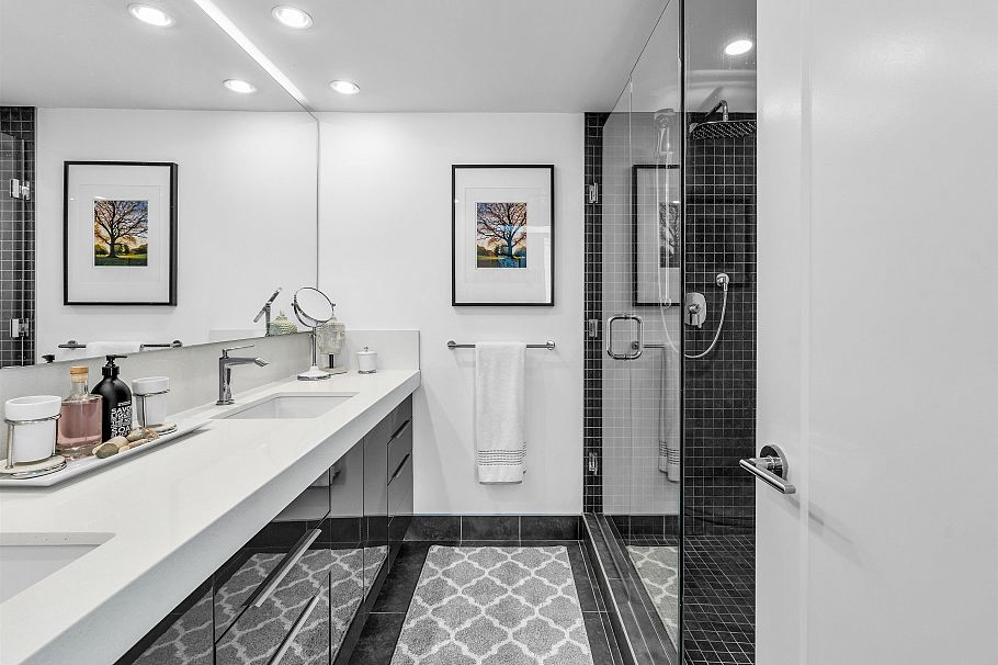 627 Victoria Drive Vancouver, BC - 22