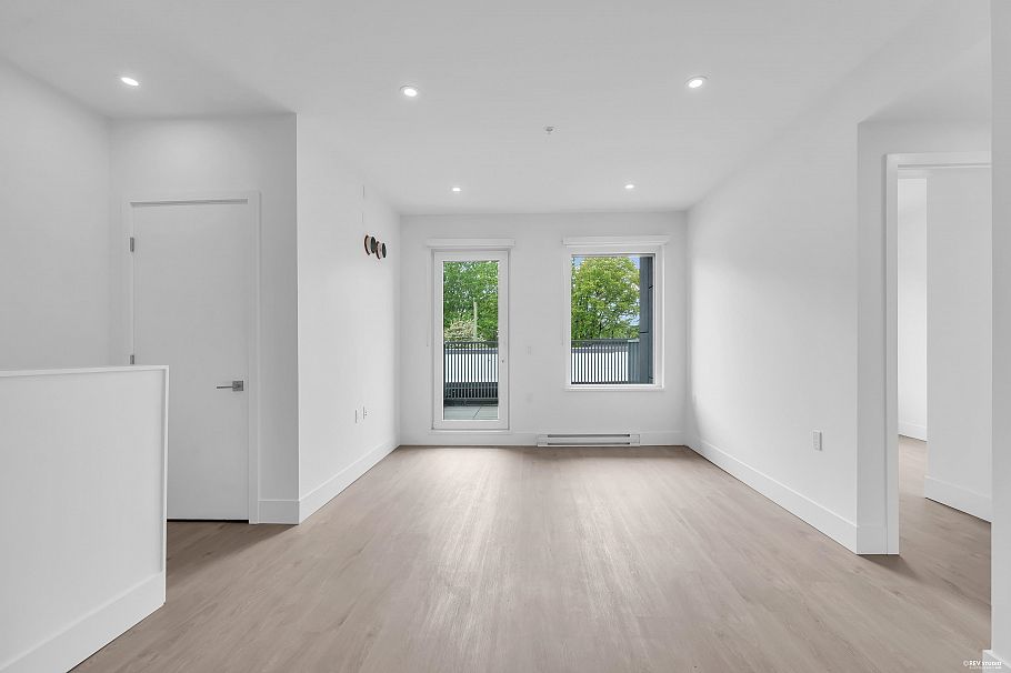 315 2250 E 1st Avenue Vancouver, BC - 11
