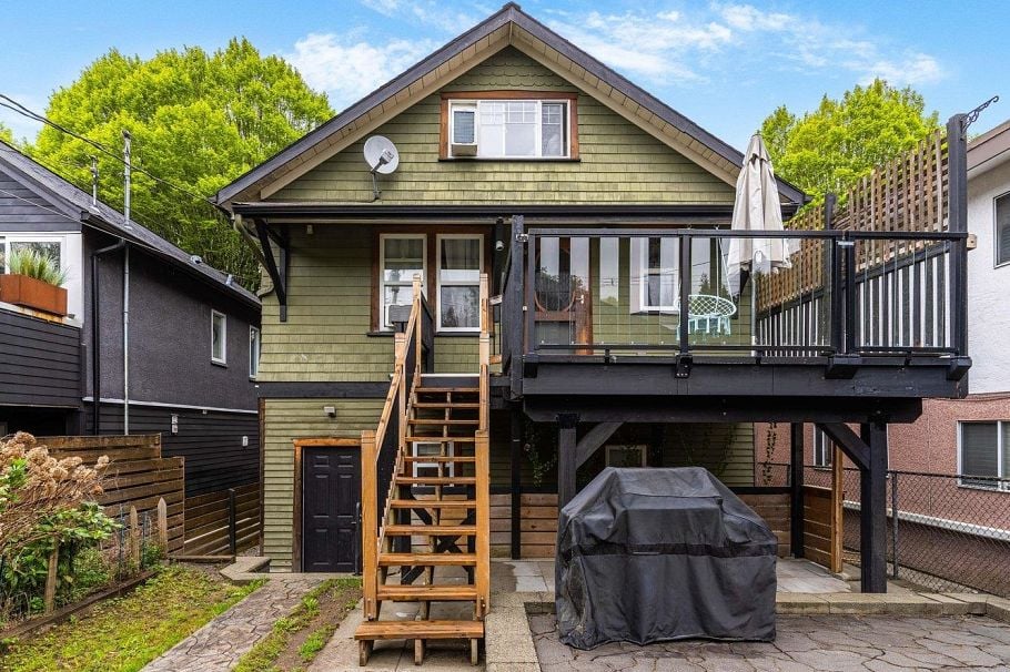 822 E 22nd Avenue Vancouver, BC - 21