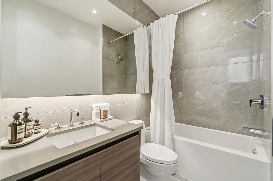 2506 3538 Sawmill Crescent Vancouver, BC - 16