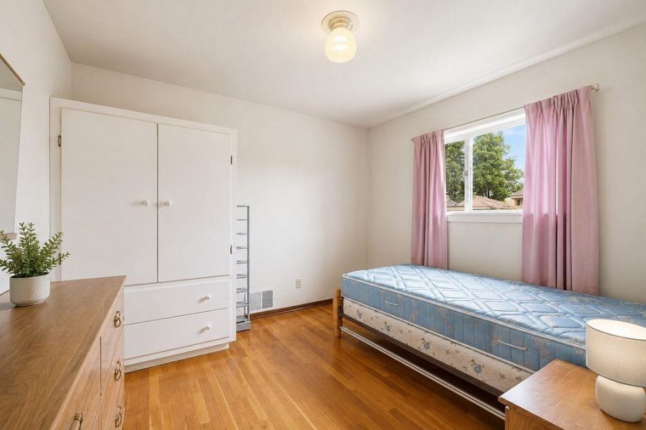 3126 Waverley Avenue Vancouver, BC - 25