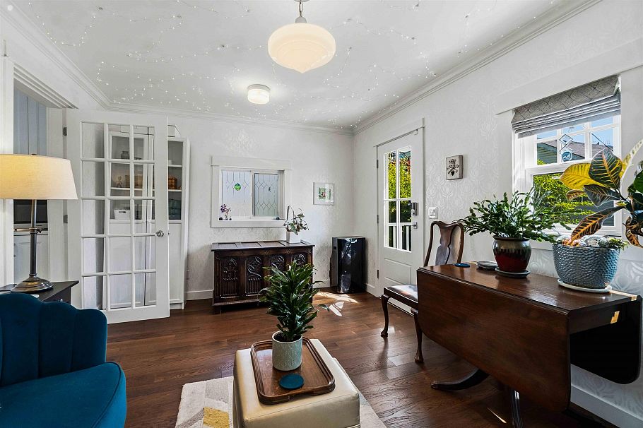 4322 Welwyn Street Vancouver, BC - 16