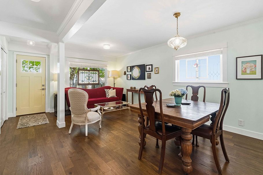 4322 Welwyn Street Vancouver, BC - 2
