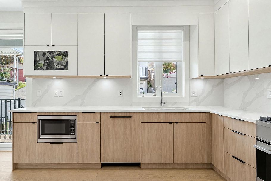 2972 Venables Street Vancouver, BC - 9
