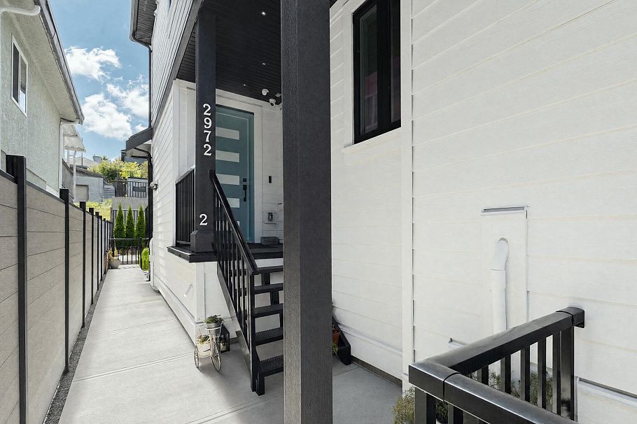 2972 Venables Street Vancouver, BC - 34